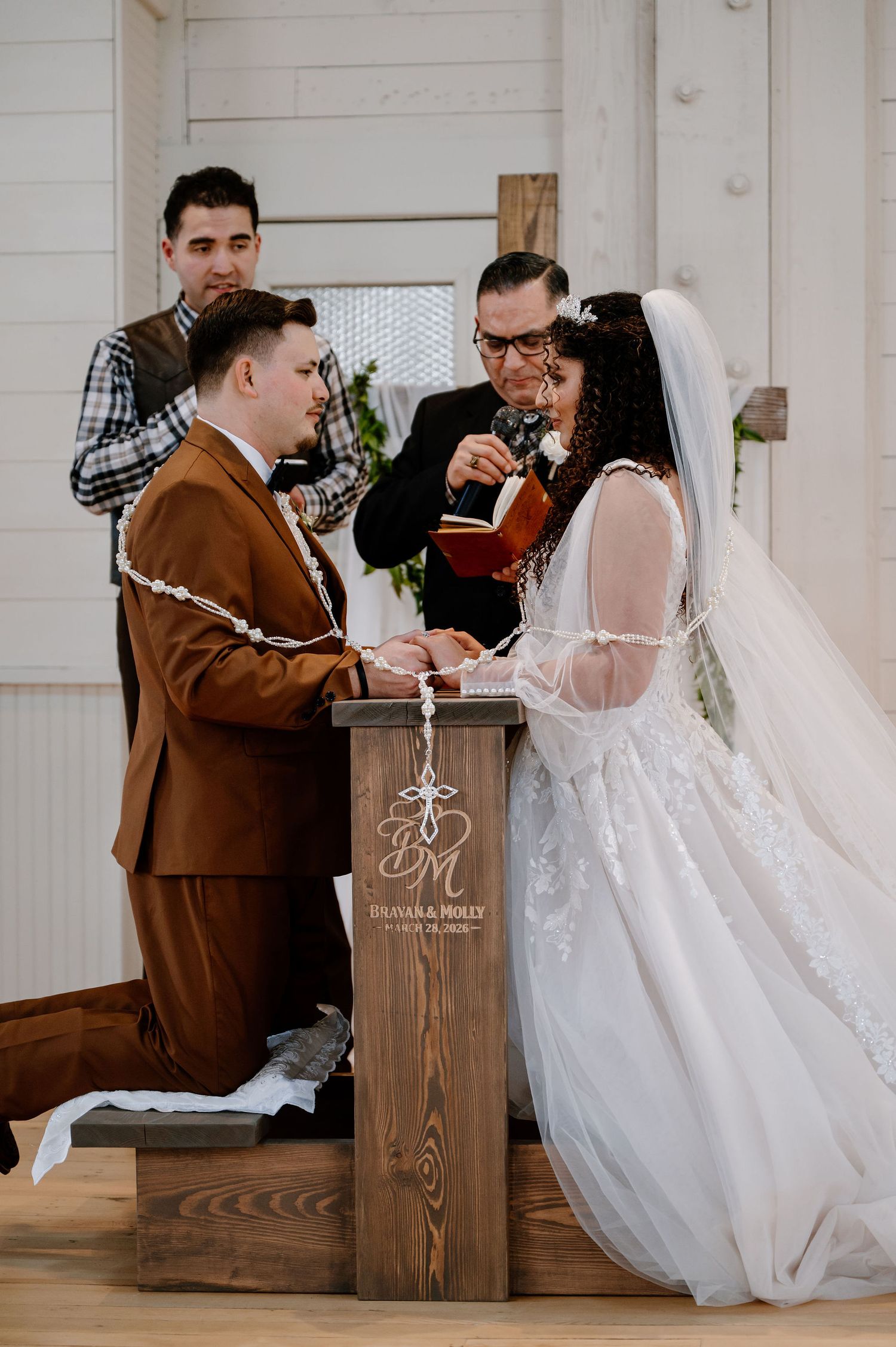 Traditional Catholic wedding ceremony at The Scotsman in Dayton, WA