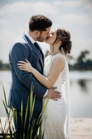 lake intimate wedding couple michigan