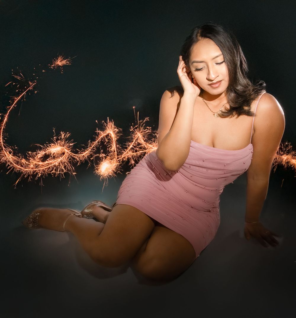Golden Cam Studios + Gastonia, North Carolina Photographer + Fort Mill, South Carolina Photographer. 35th birthday photo shoot. picture