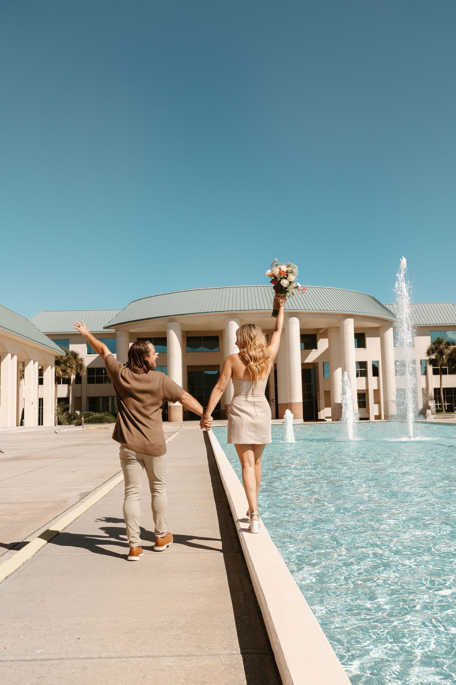 couples/elopements/court house wedding