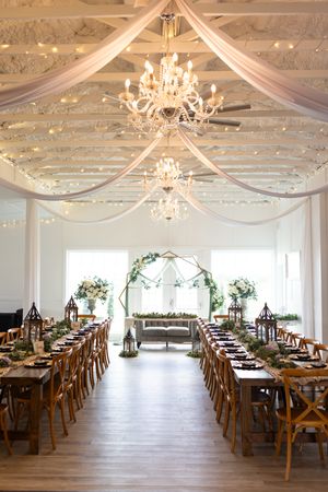 Orlando luxury wedding photographer elegant wedding reception venue indoors.