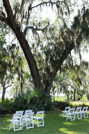 Orlando luxury wedding photographer outdoor ceremony details