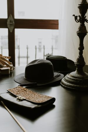 Hat and purse. Photo by Samantha Bateman.