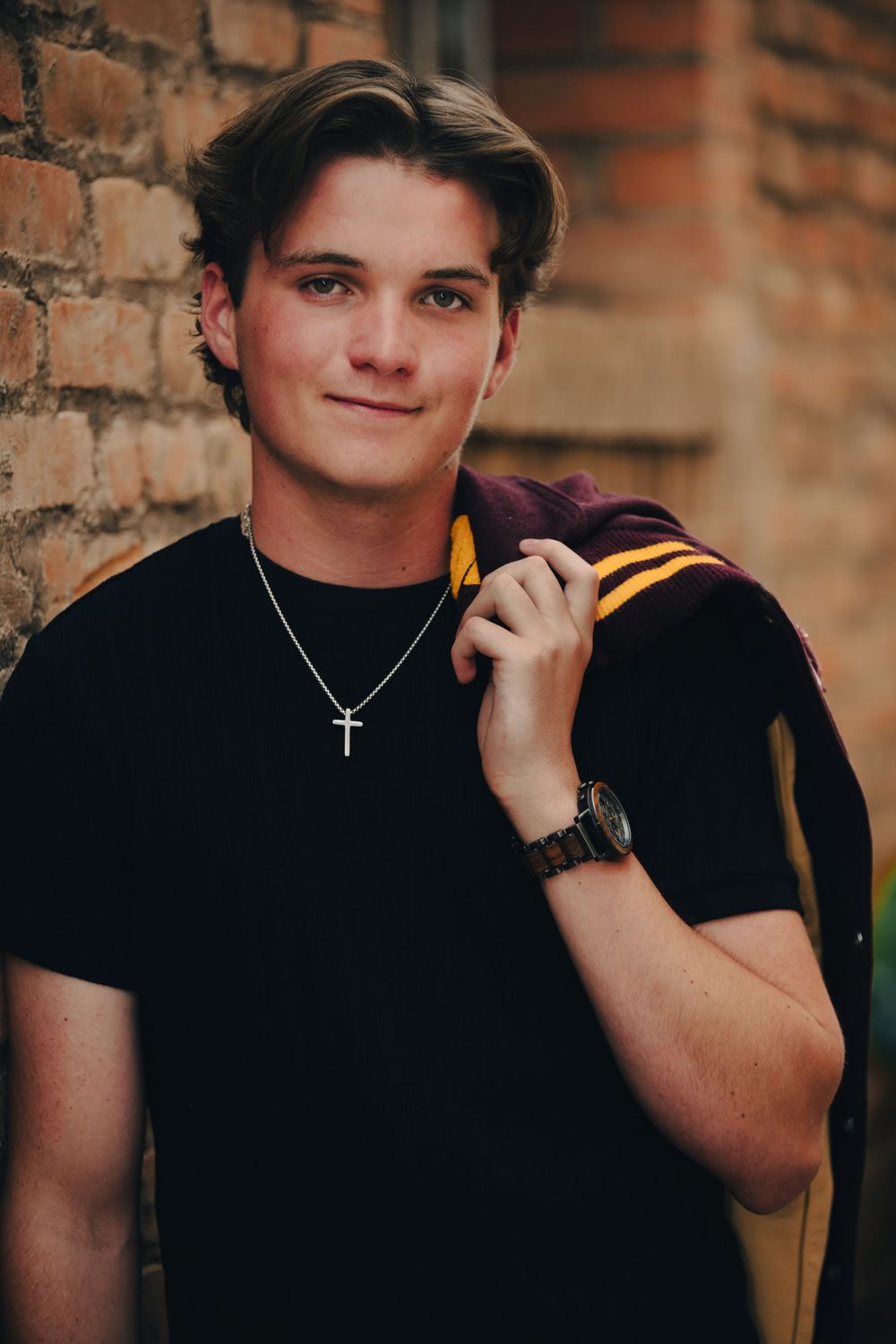 boy's high school senior portrait