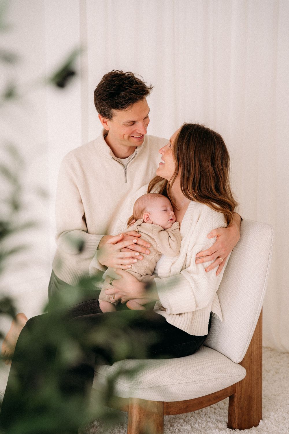 Warme en pure babyfoto’s in studio, helemaal op het tempo van jouw kindje