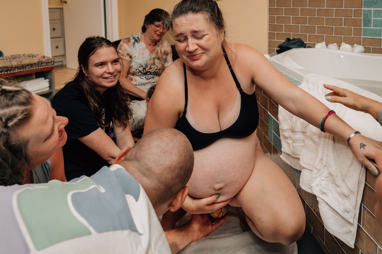 doula and birth photographer near me in northern Virginia