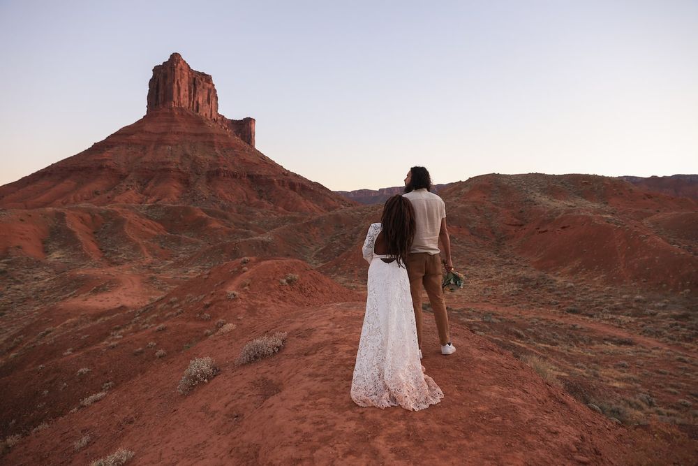 castle valley elopement