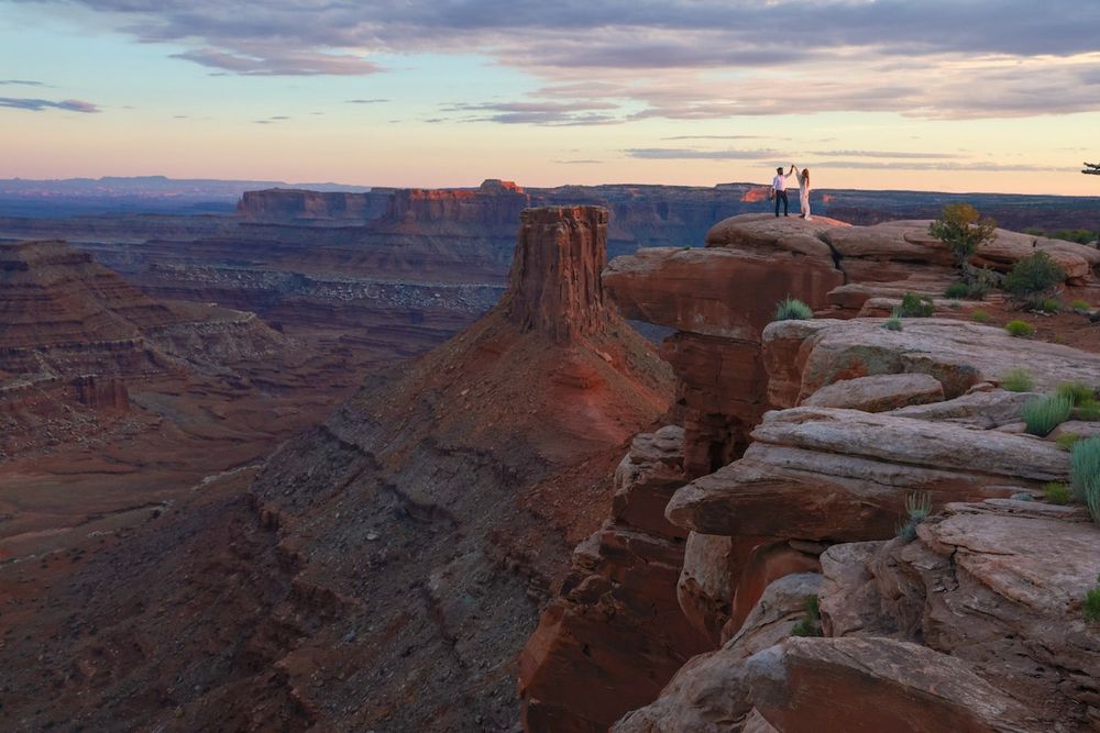elopement at arches outside of the national park