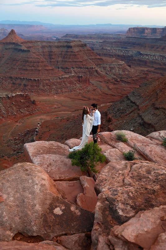 elopement at arches outside of the national park