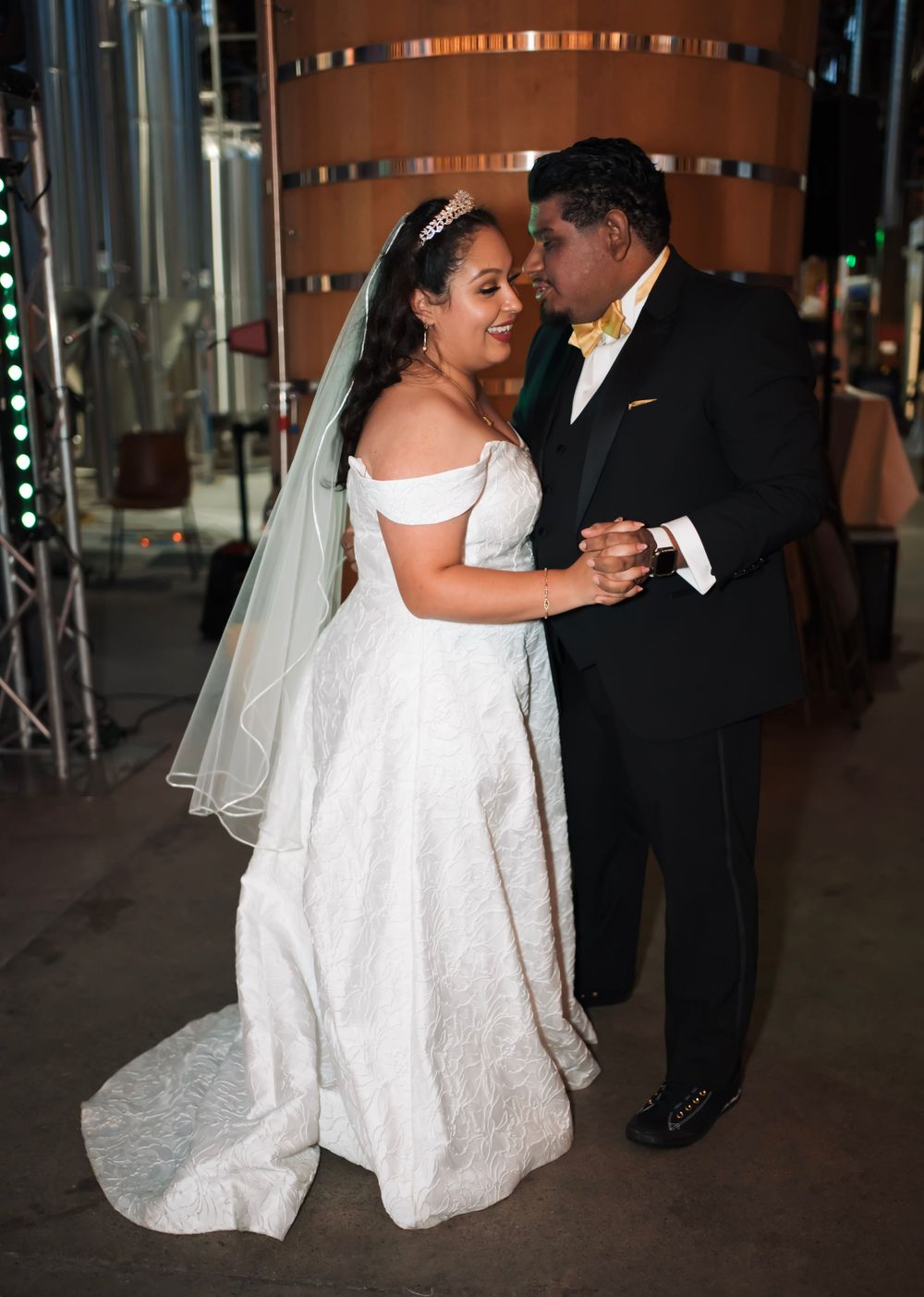 The husband and wifes first dance