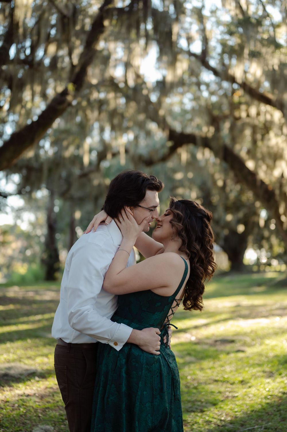 spanish moss engagement session in Georgetown, sc