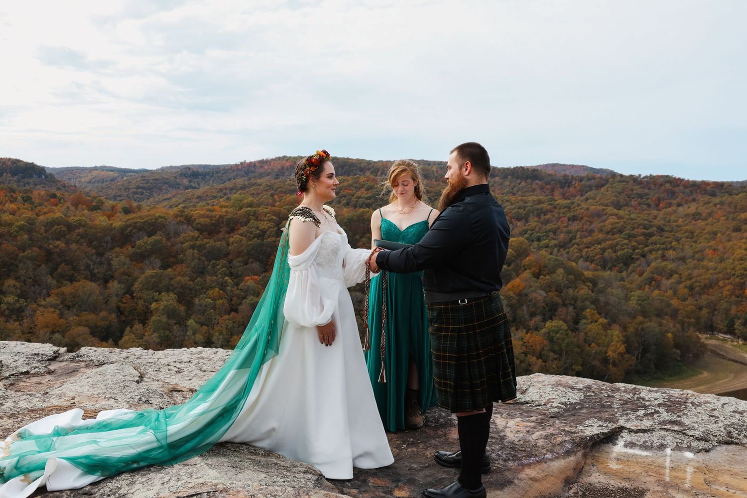 Intimate Kentucky elopement photographed in the mountains