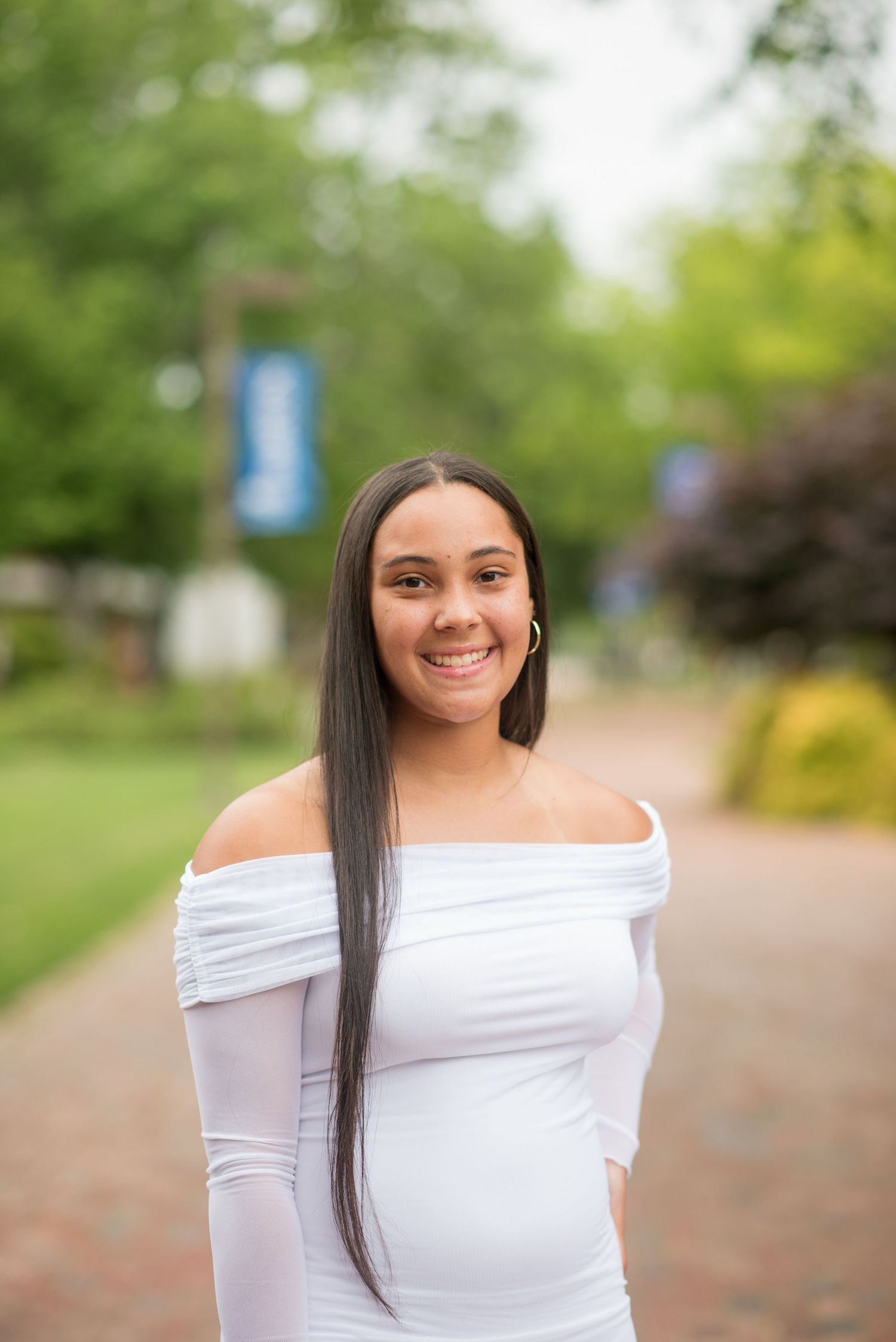 Senior session, outdoor, city, bright and airy, graduation, sports