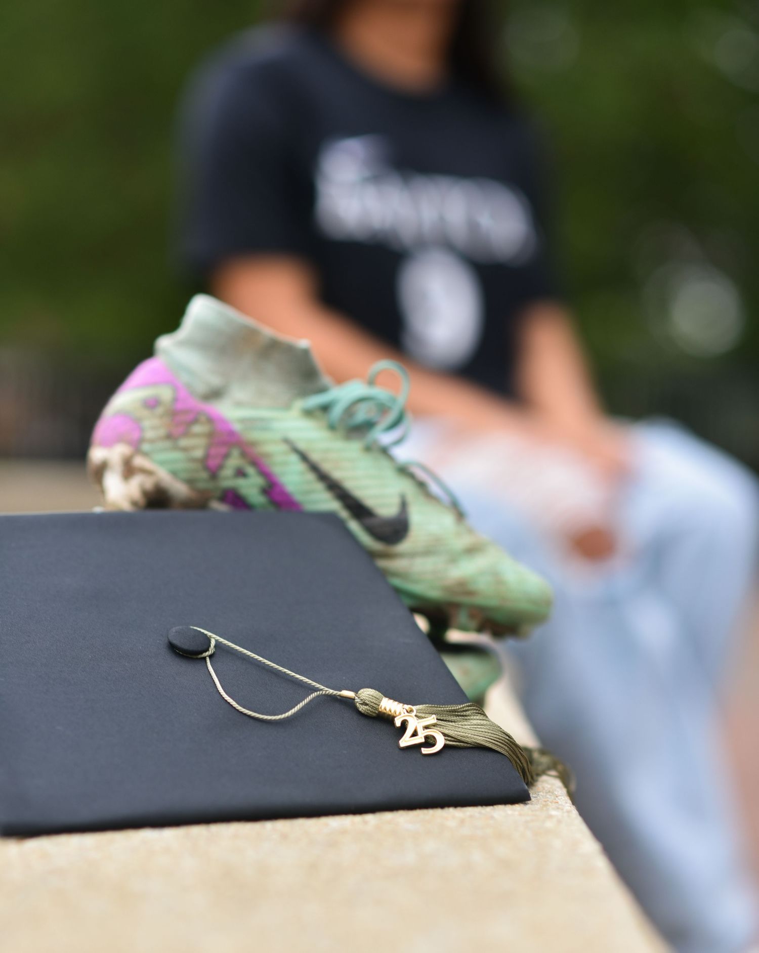 Senior session, outdoor, city, bright and airy, graduation, sports