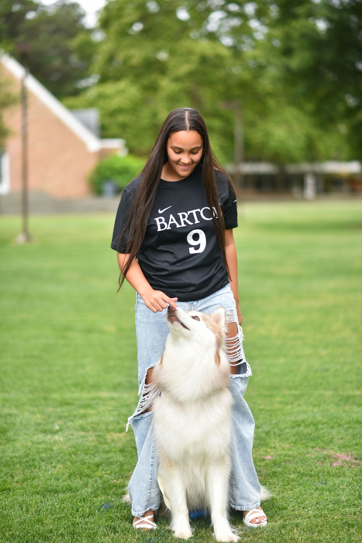 Senior session, outdoor, city, bright and airy, graduation, sports