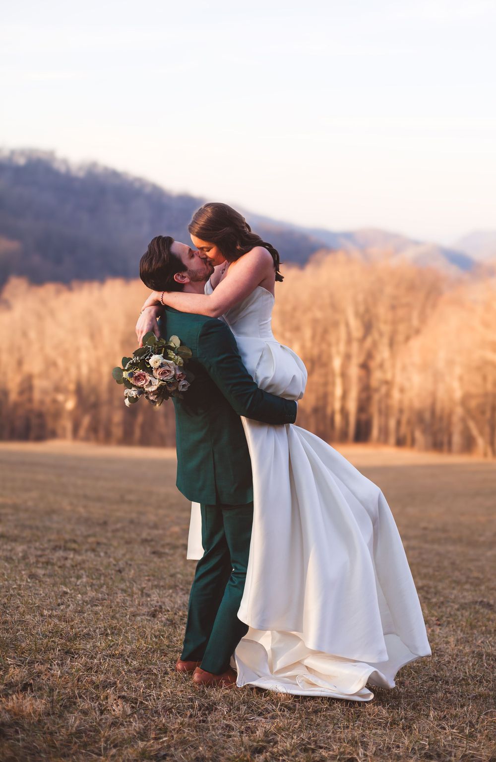 Asheville wedding photographer, NC wedding photographer, documentary style wedding photographer asheville, romantic wedding photos, timeless