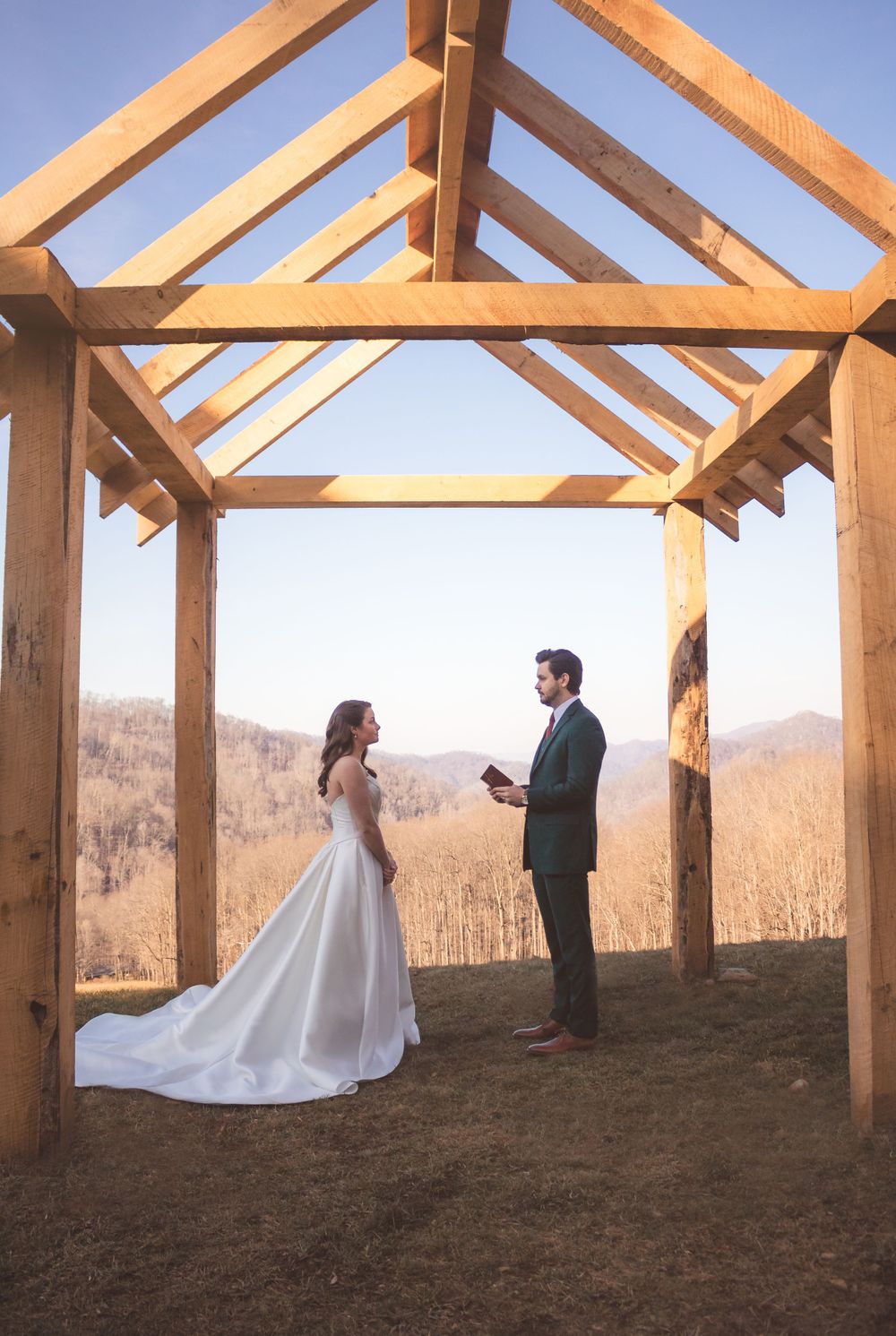 Asheville wedding photographer, NC wedding photographer, documentary style wedding photographer asheville, romantic wedding photos, timeless