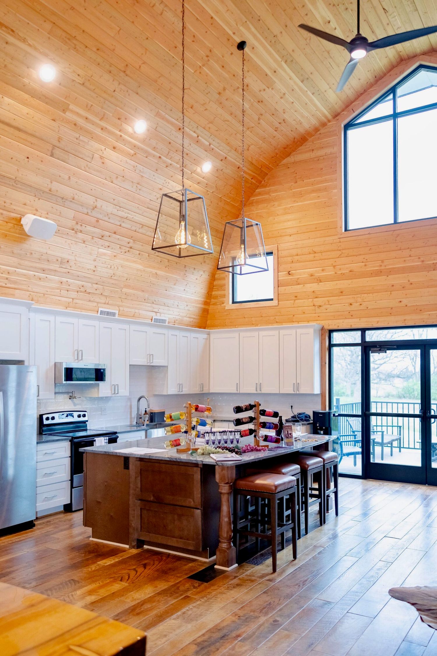kitchen interior at the Dairy Barn white willow meadows