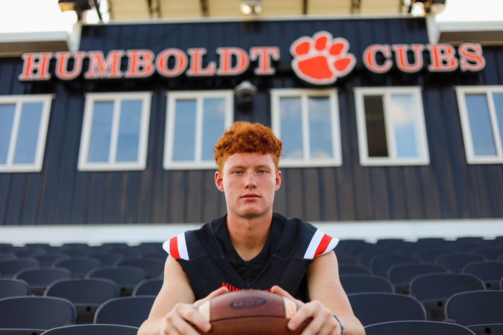senior boy photo football