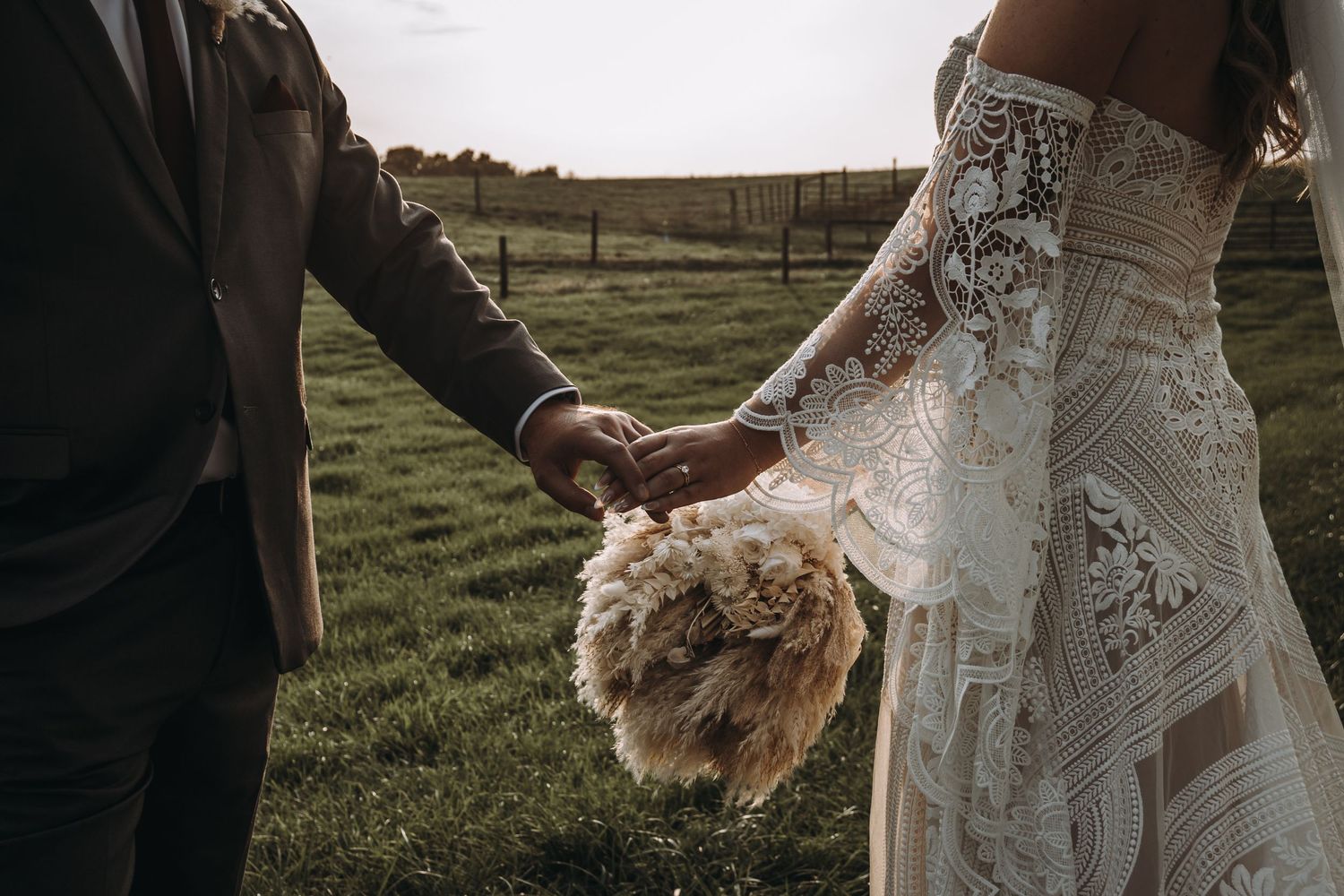 Bridal Portraits, Downtown Cleveland, The Hyatt Regency Arcade, Vintage Wedding
