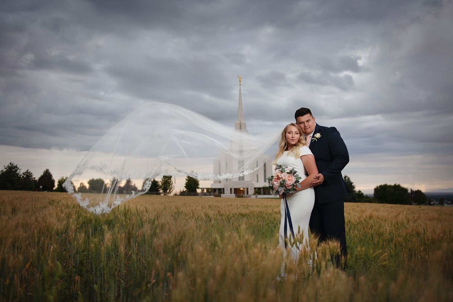 ShutterGirl Photography located in Blackfoot, Professional Wedding Photographer of 21 years serving Idaho Falls, Pocatello, Jackson Hole