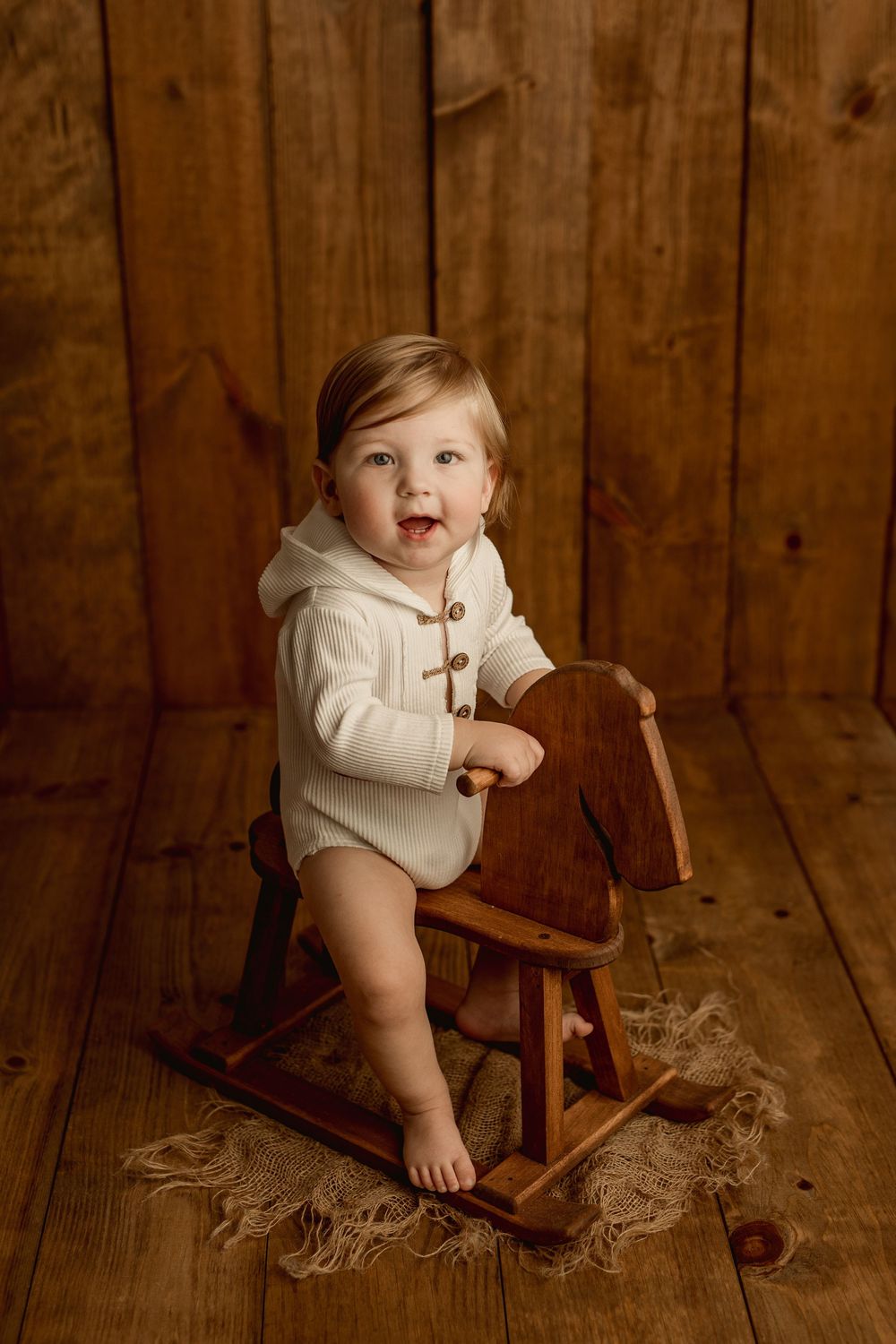 Wichita baby photographer, baby photography near me Wichita, baby portrait studio in Wichita, milestone portraits near me