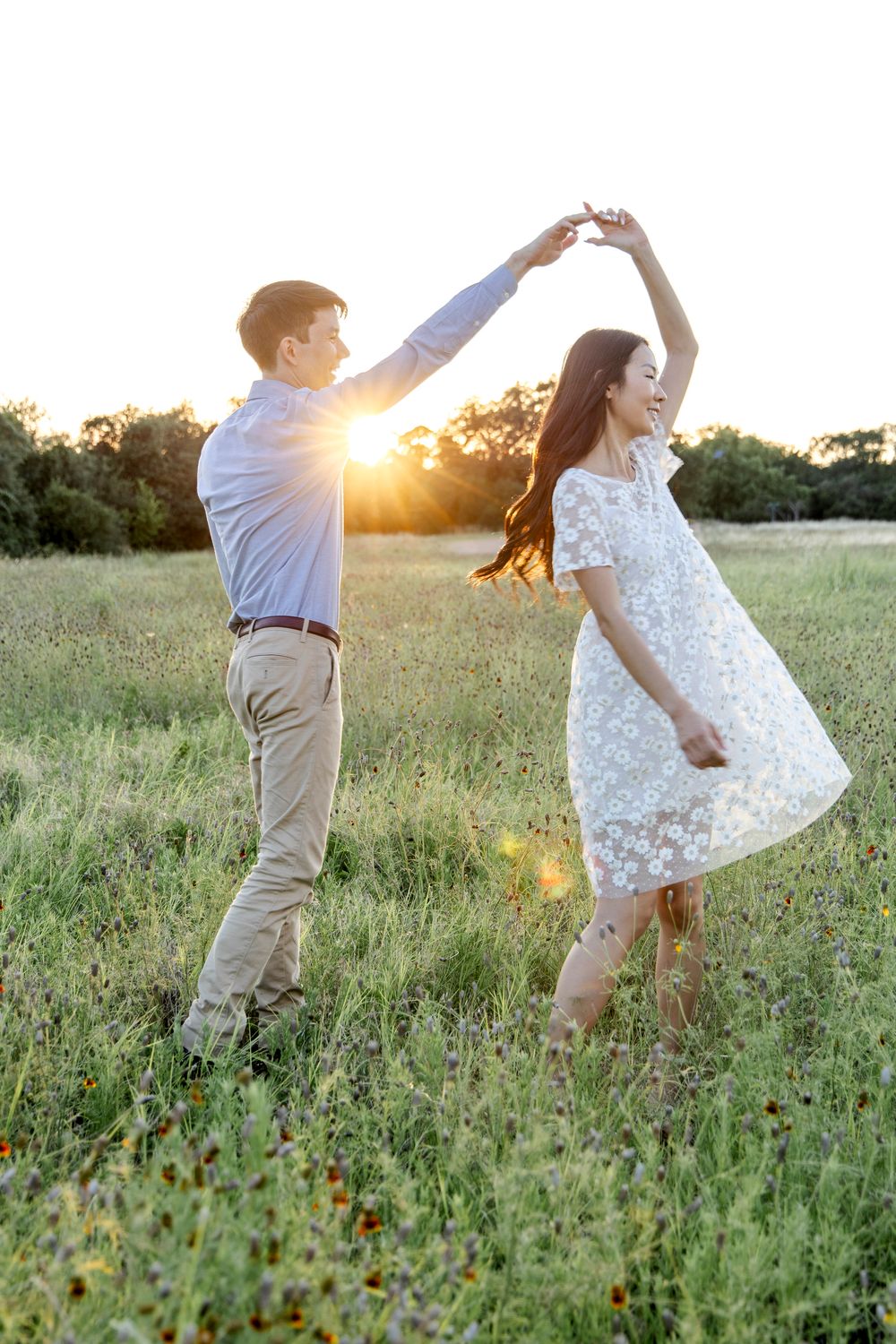 Romantic Canyon Lake engagement session with guided vogue style posing.