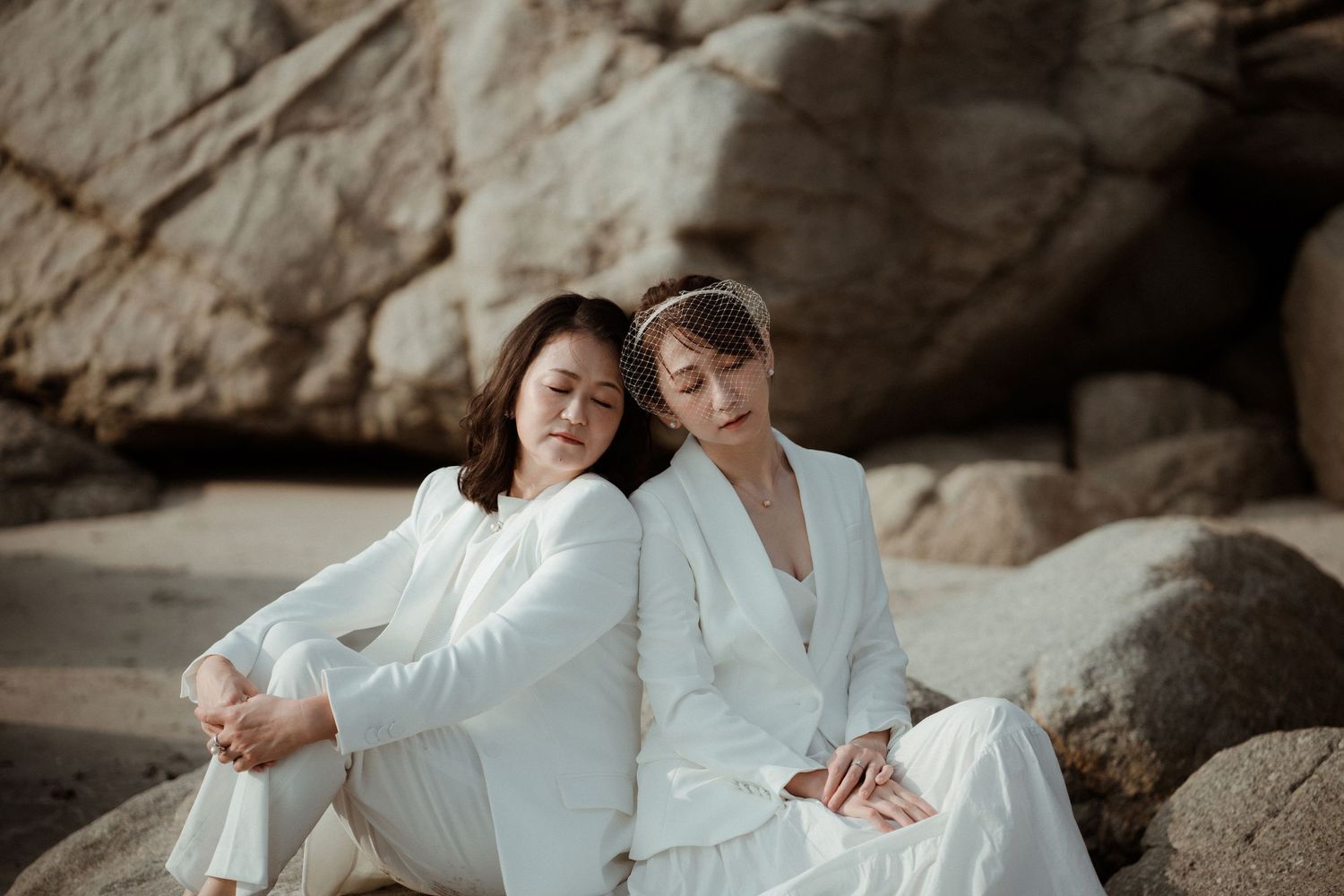Portrait photography
feminine photography
woman photography
girl power
mother and daughter