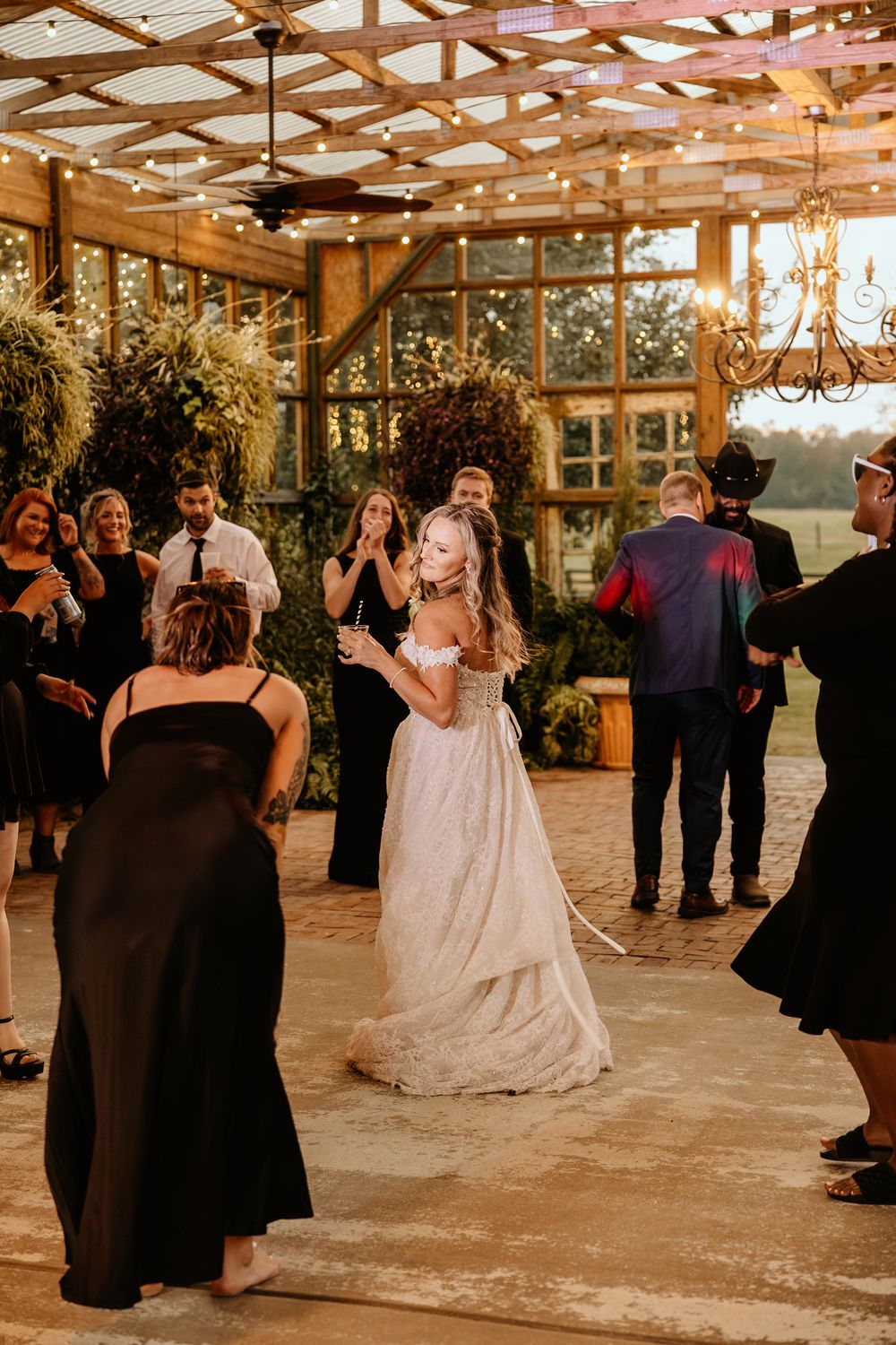 Photograph of a reception at Wild Daisy Farm in Molena, Georgia.