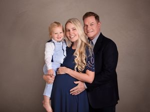 Maternity photography Seattle photo studio