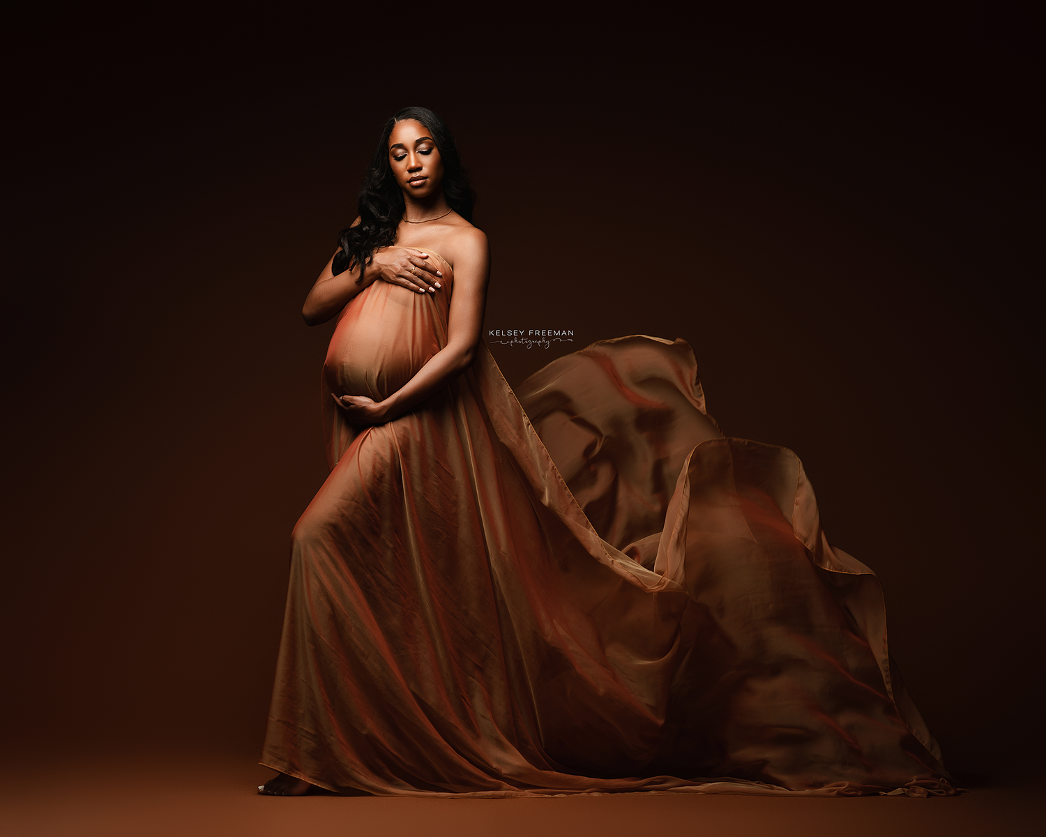 Maternity & Newborn photography studio located in between Atlanta, Georgia and Birmingham, Alabama with full service photo studio.