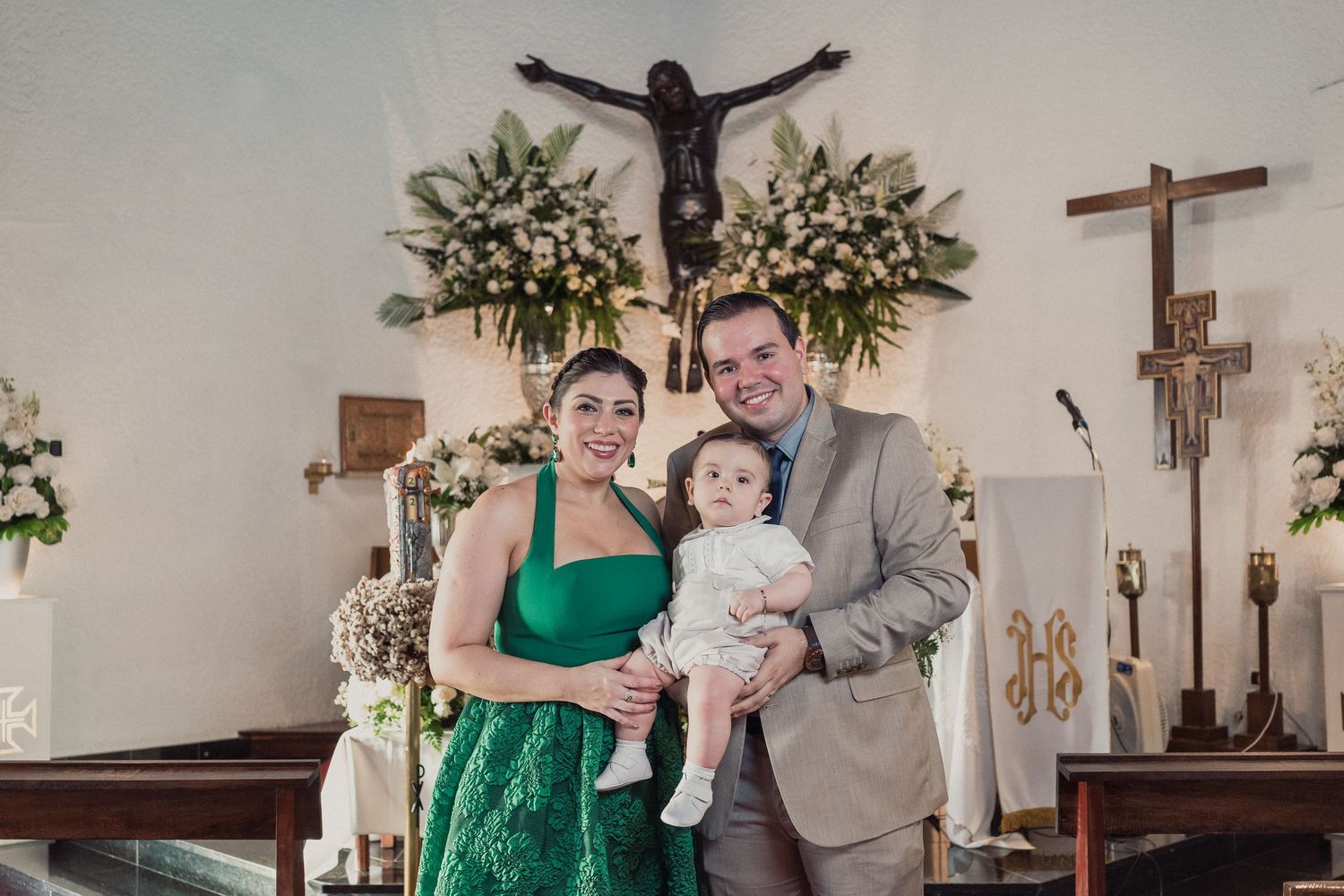 A collection of wedding photos showing a couple in a church with green dress details and elegant decor.