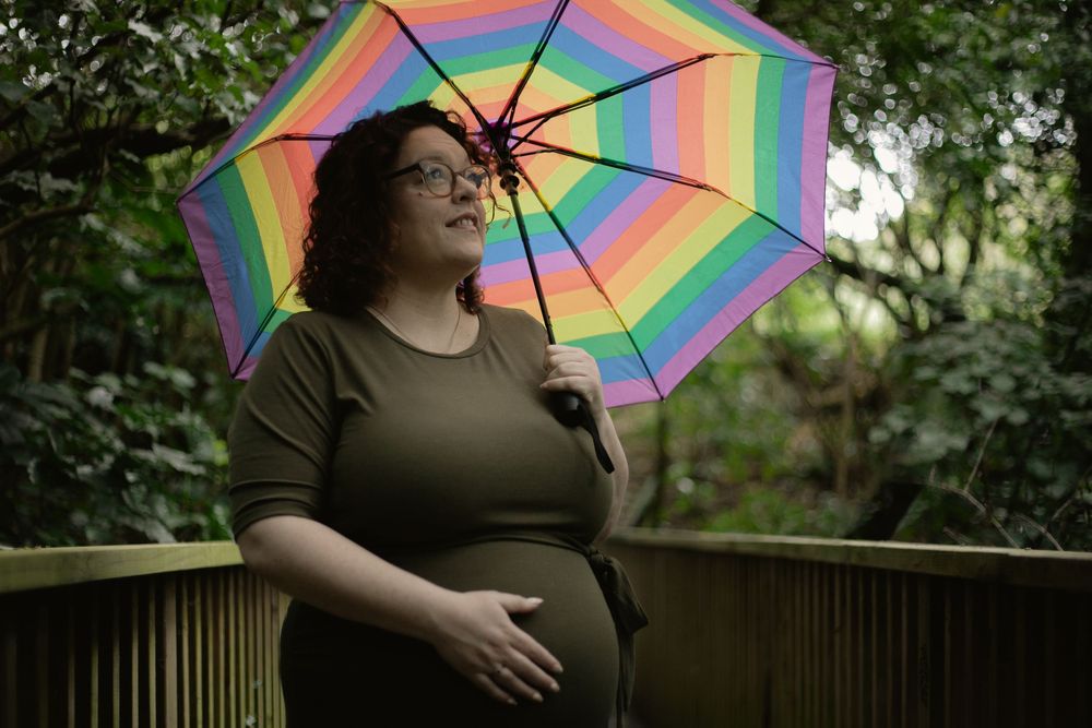 Maternity, pregnancy photoshoot photo taken by Andy Snaps.