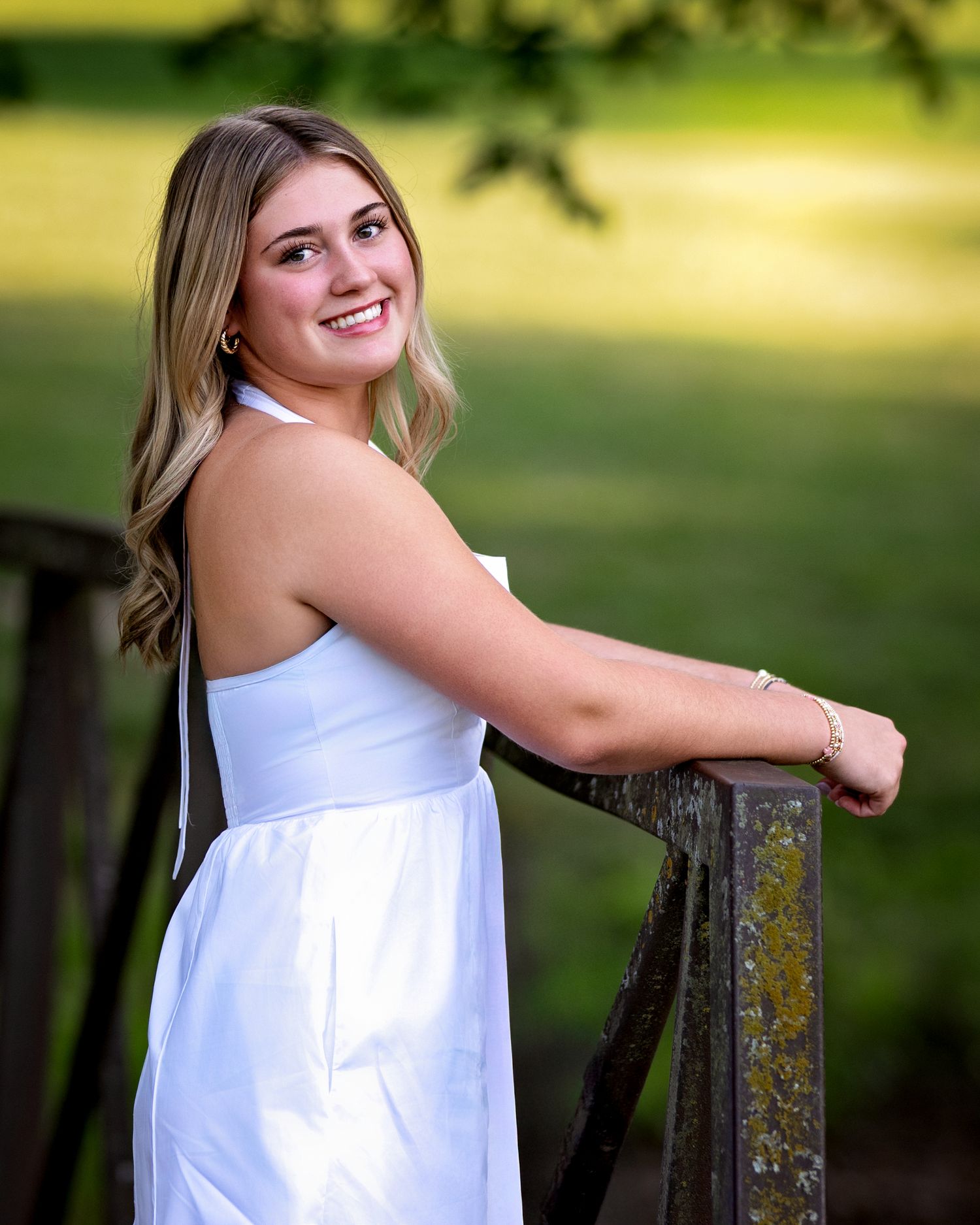 Kansas City senior portrait session - natural setting by Jen Welker Photographer