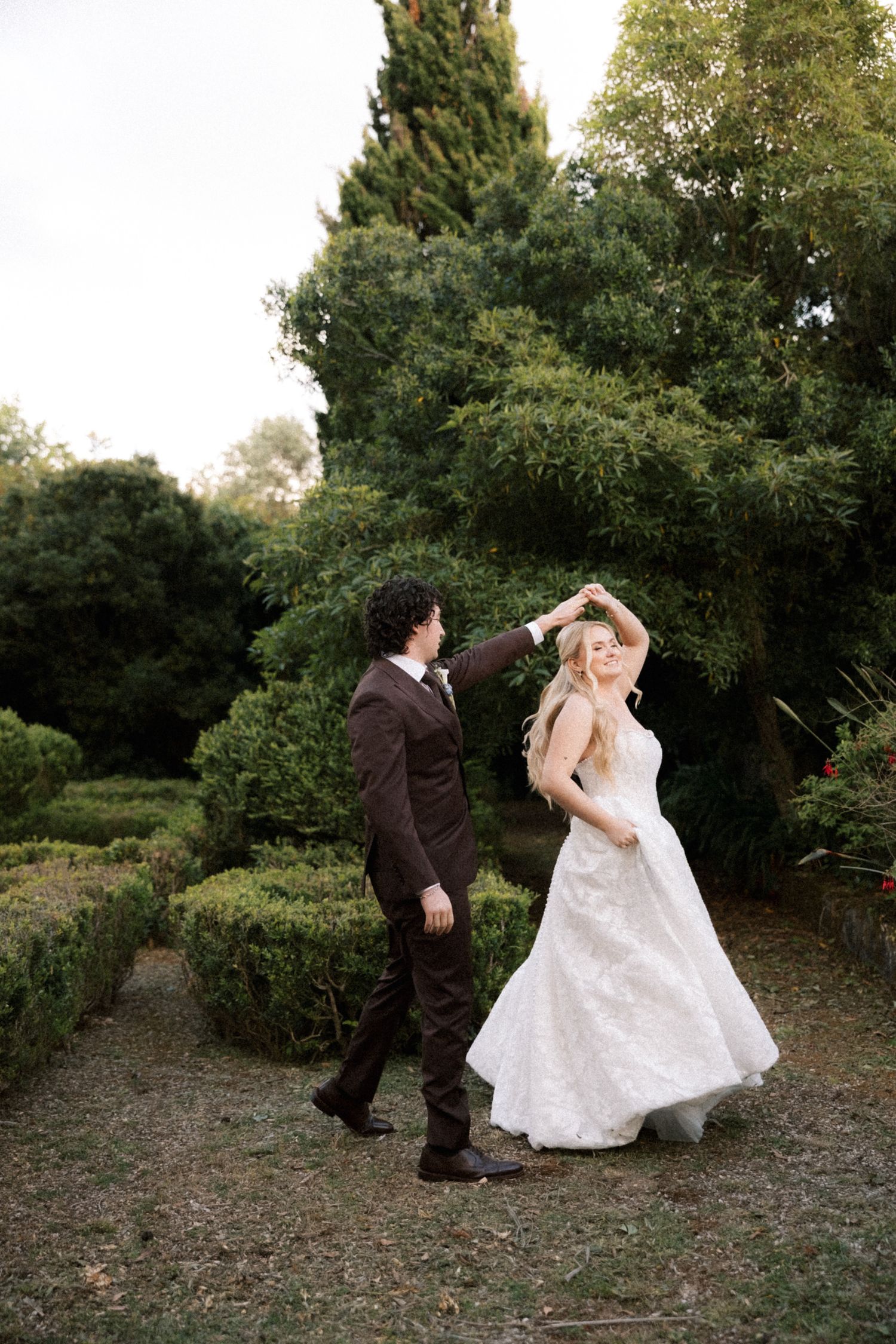 Intimate destination wedding portraits at Quinta do Torneiro