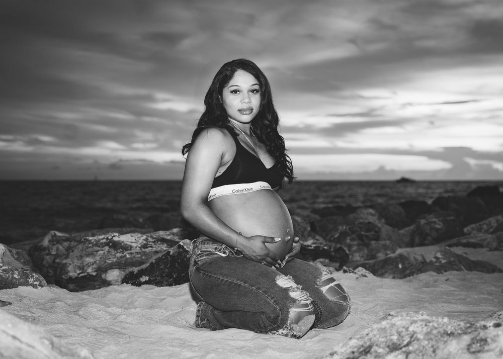 Clearwater Beach-Maternity-sunset photo session with BE Jazy Photography-St Pete Beach Photographer