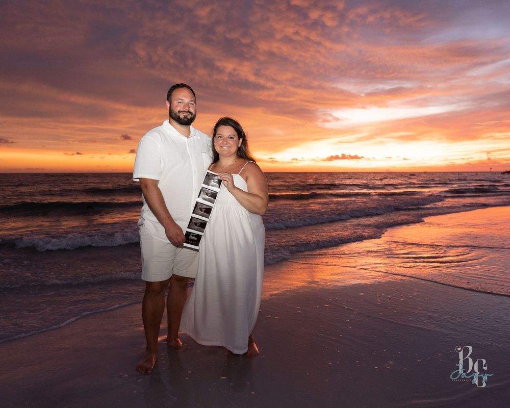 St Pete Beach-Upham Beach-Maternity-sunset photo session with BE Jazy Photography-St Pete Beach Photographer