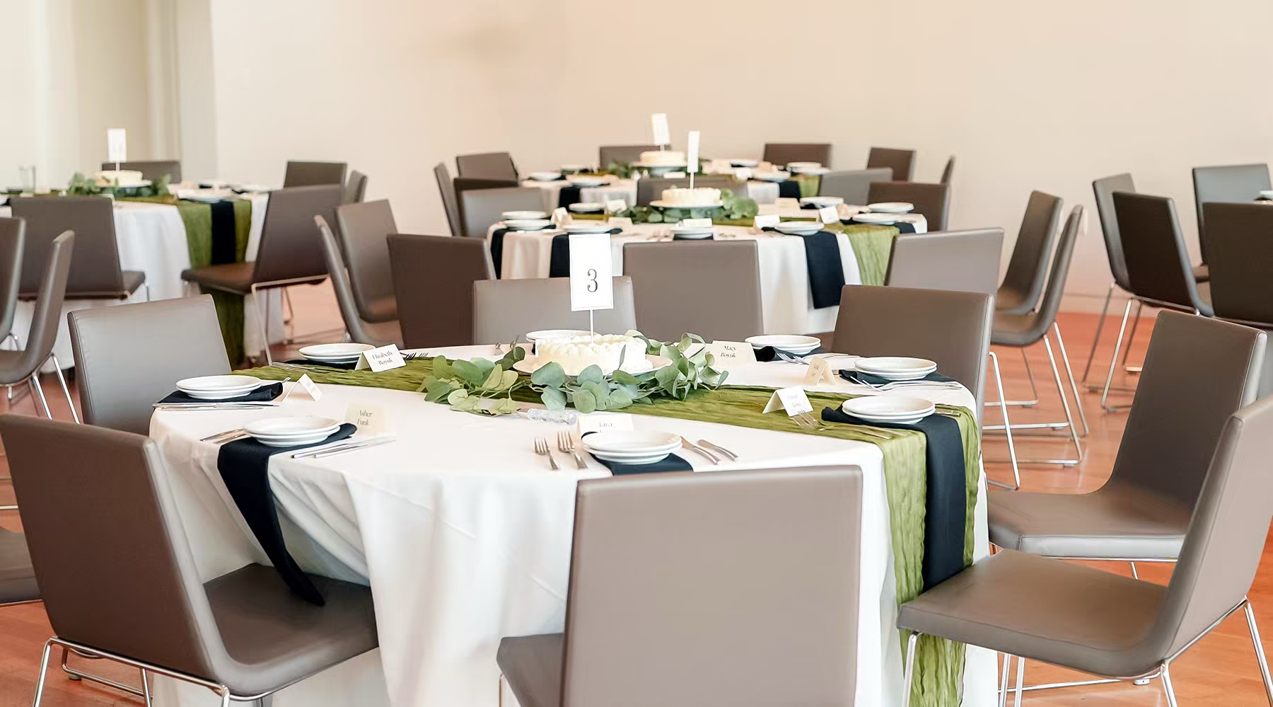 Elegant weddingreception at Columbus Museum Of Art