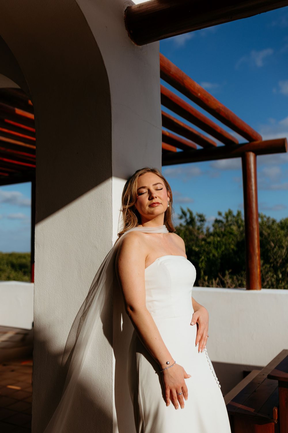 Bride portrait, in Mexico, Playa del Carmen.
Belmond Maroma wedding photographer