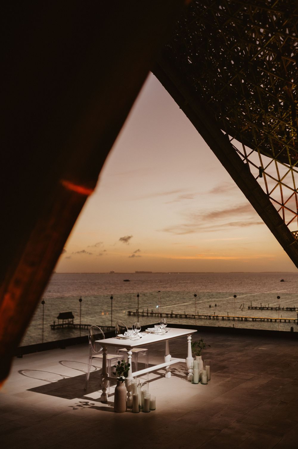 Wedding in Isla Mujeres, Isla mujeres is a very special place, the sunsets are tremendous, the island is my favorite place in all the coast.