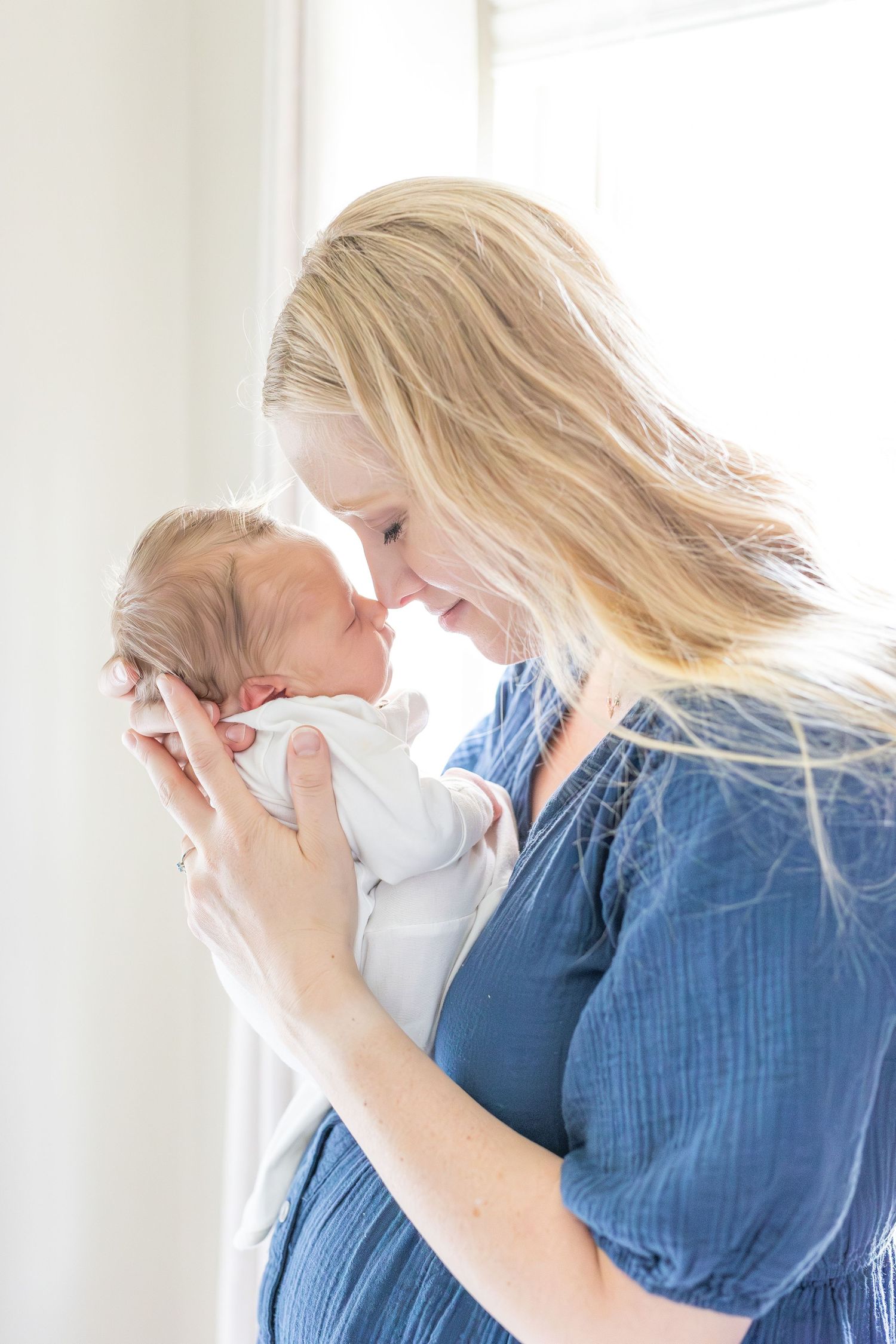 Lifestyle in-home newborn photography O'fallon, Illinois