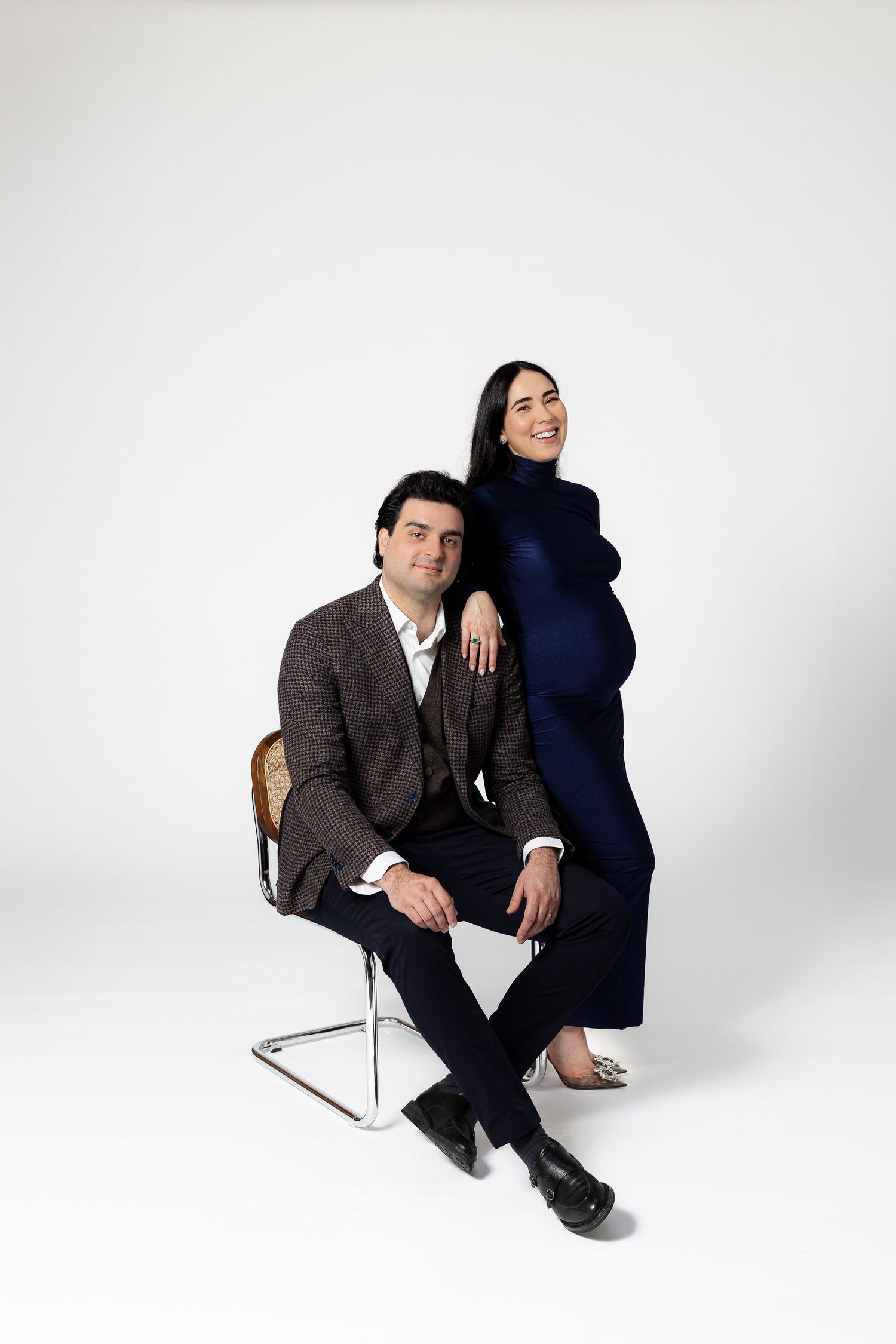 Timeless portrait photography in a simple studio setting