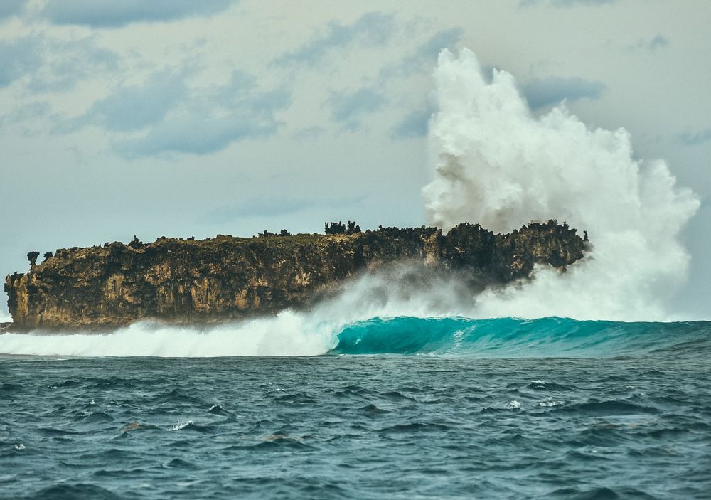 Siargao Surf Photographer, Surfing Photo and Video Sessions. Real Estate, Food, Products, Lifestyle. Postcards. Prints. Photo Stock, Siargao
