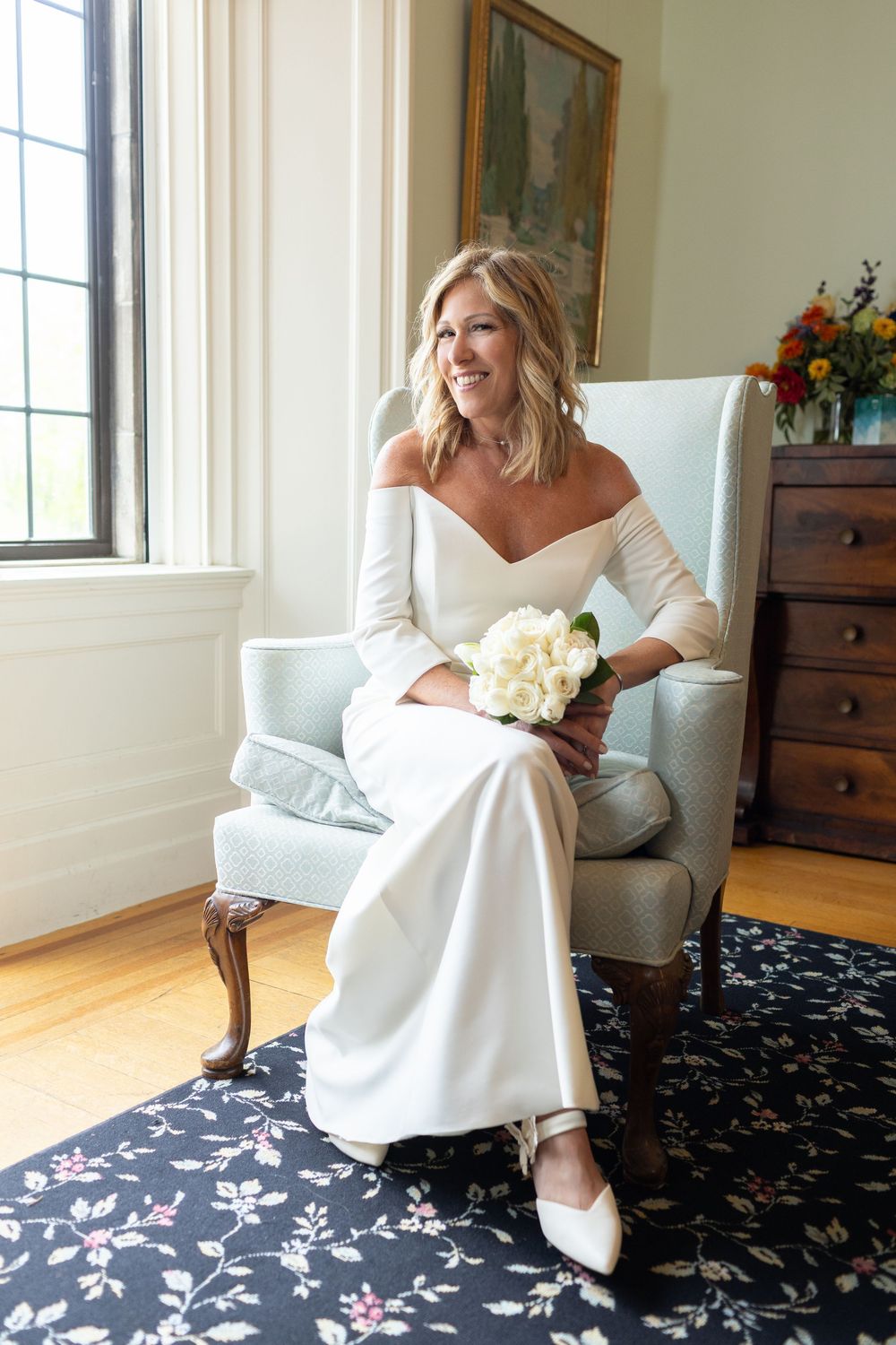 bride's getting ready at waveny house ct