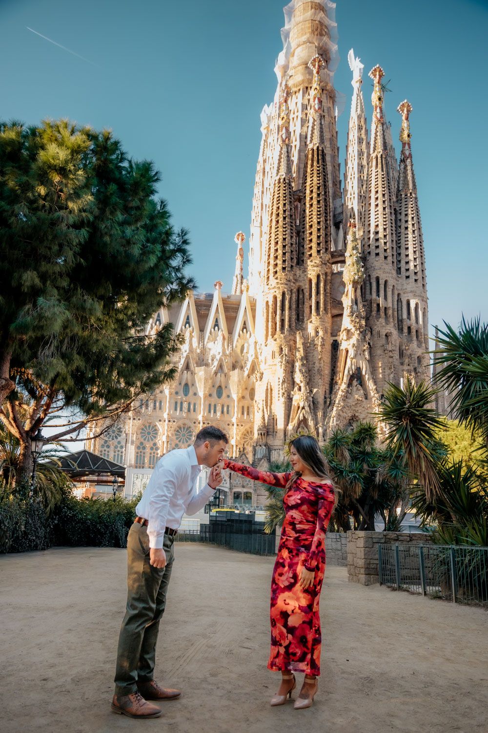 Romantic silhouette sunrise basilica Barcelona proposal photographer BarcelonaLoversPH