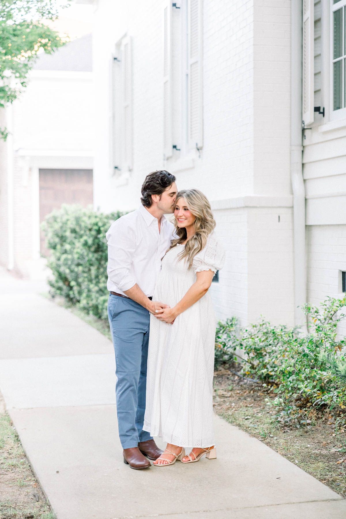 North Augusta maternity photographer capturing spring motherhood portraits