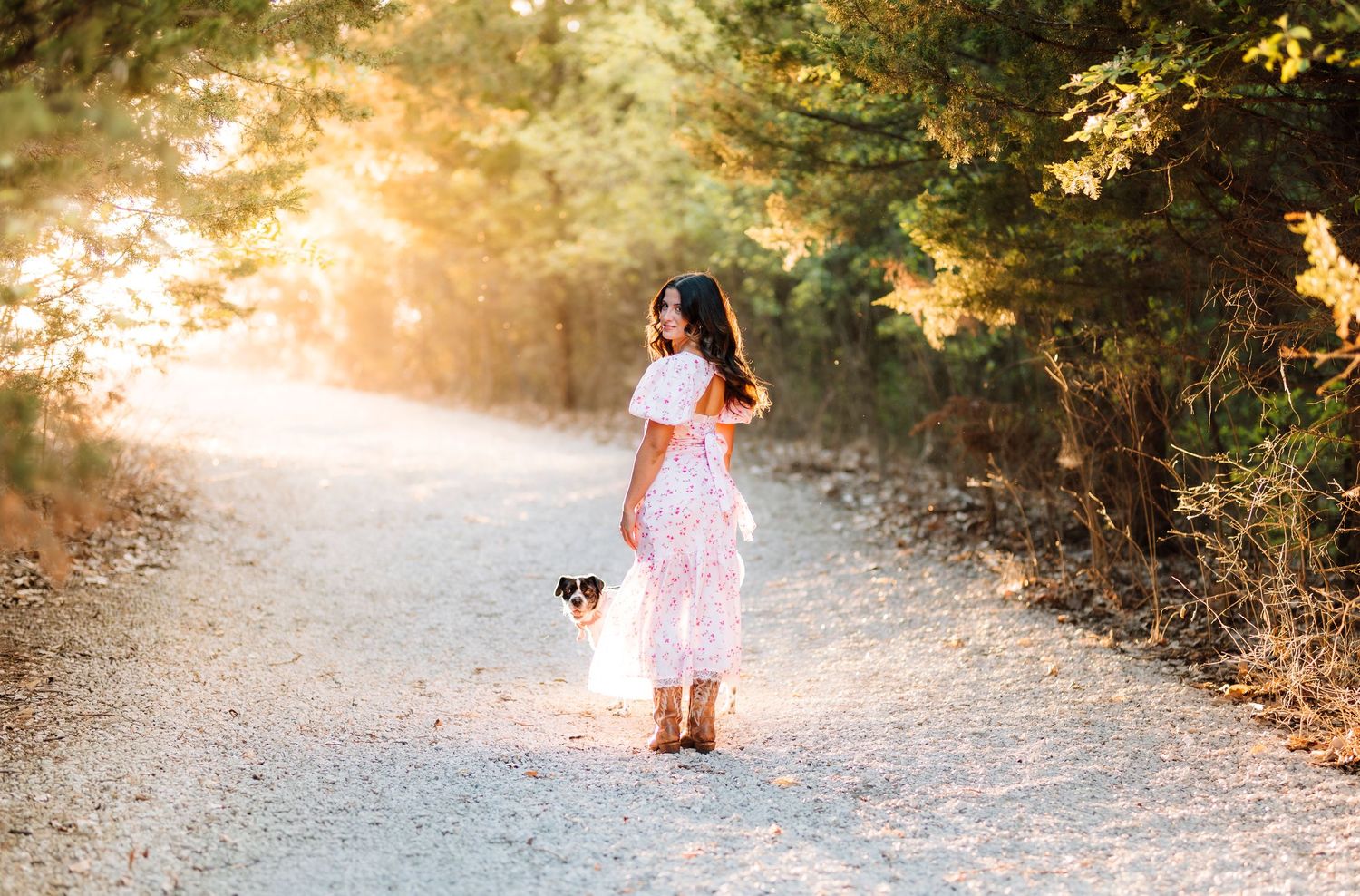 Portrait photographer located throughout the Kansas City Metro area. Based in Blue Springs, Missouri.