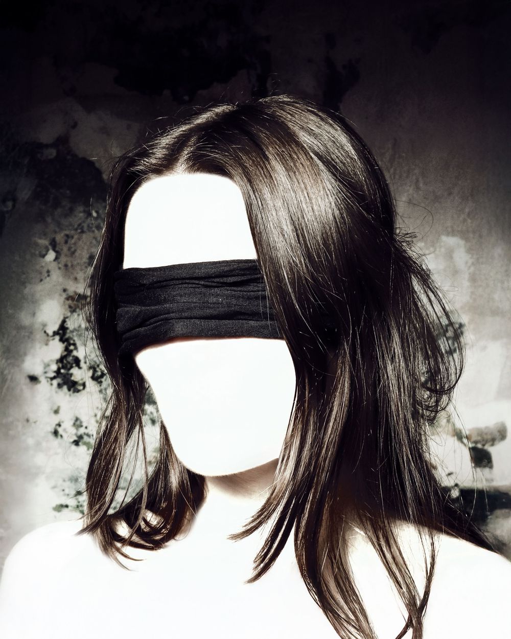 Editorial Image By Monica Dragut