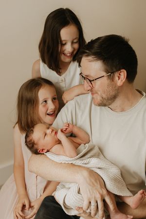 Family and newborn photoshoot in Kent UK