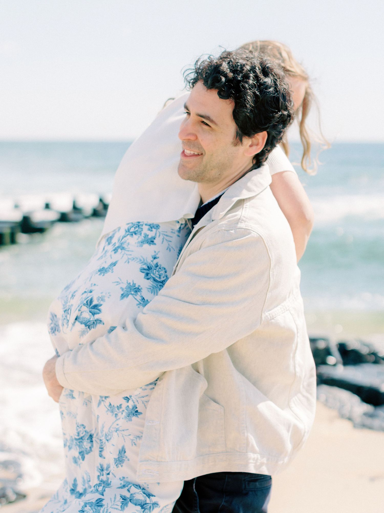 Early morning Asbury Park Engagement session Jeanie Jang photo New Jersey wedding photographer